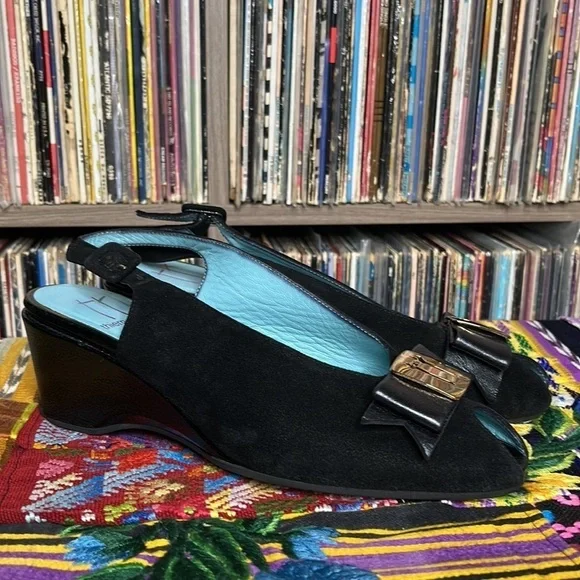 Thierry Rabotin Campbell 9243 Peep Toe Slingback in Black Suede Size 7.5 - Picture 2 of 10